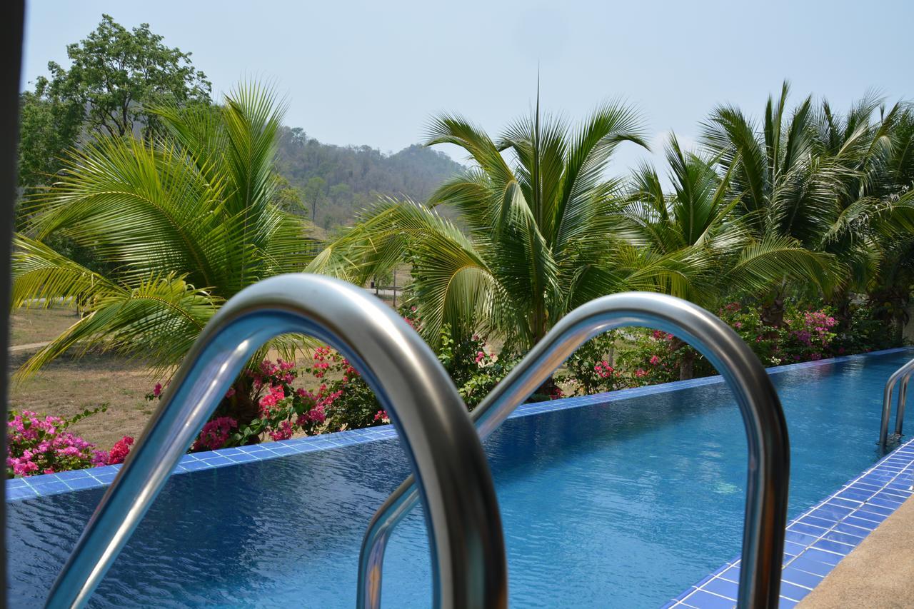 Sir James Resort Phayayen Экстерьер фото